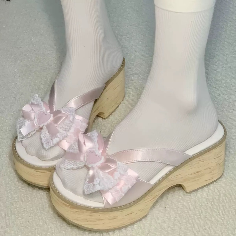 Square Toe Mule - Tatlı Fiyonklu Ahşap Desenli Kalın Tabanlı